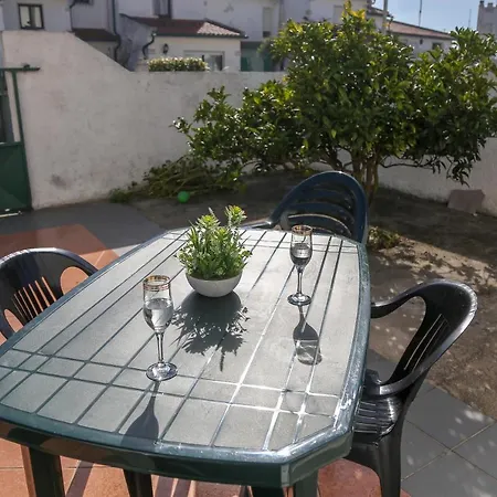 Moradia Marques * 纳扎雷